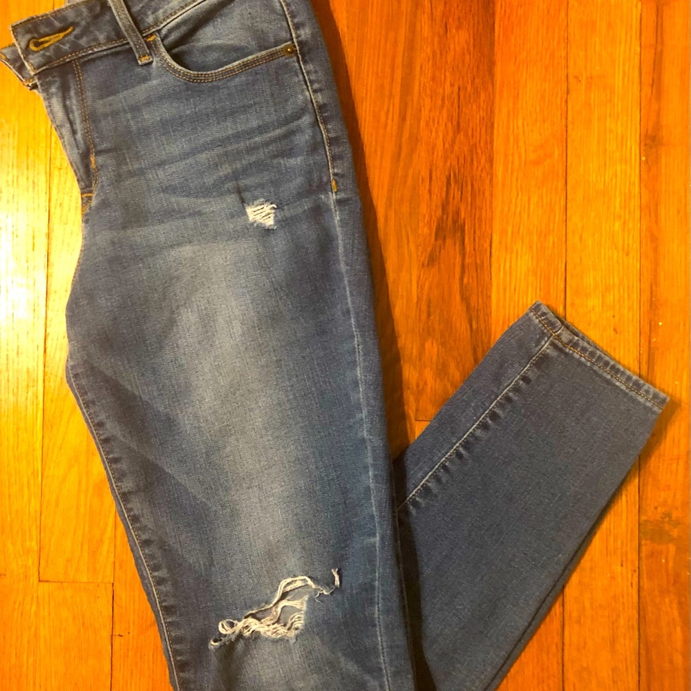 Old Navy Rockstar Torn Jeans